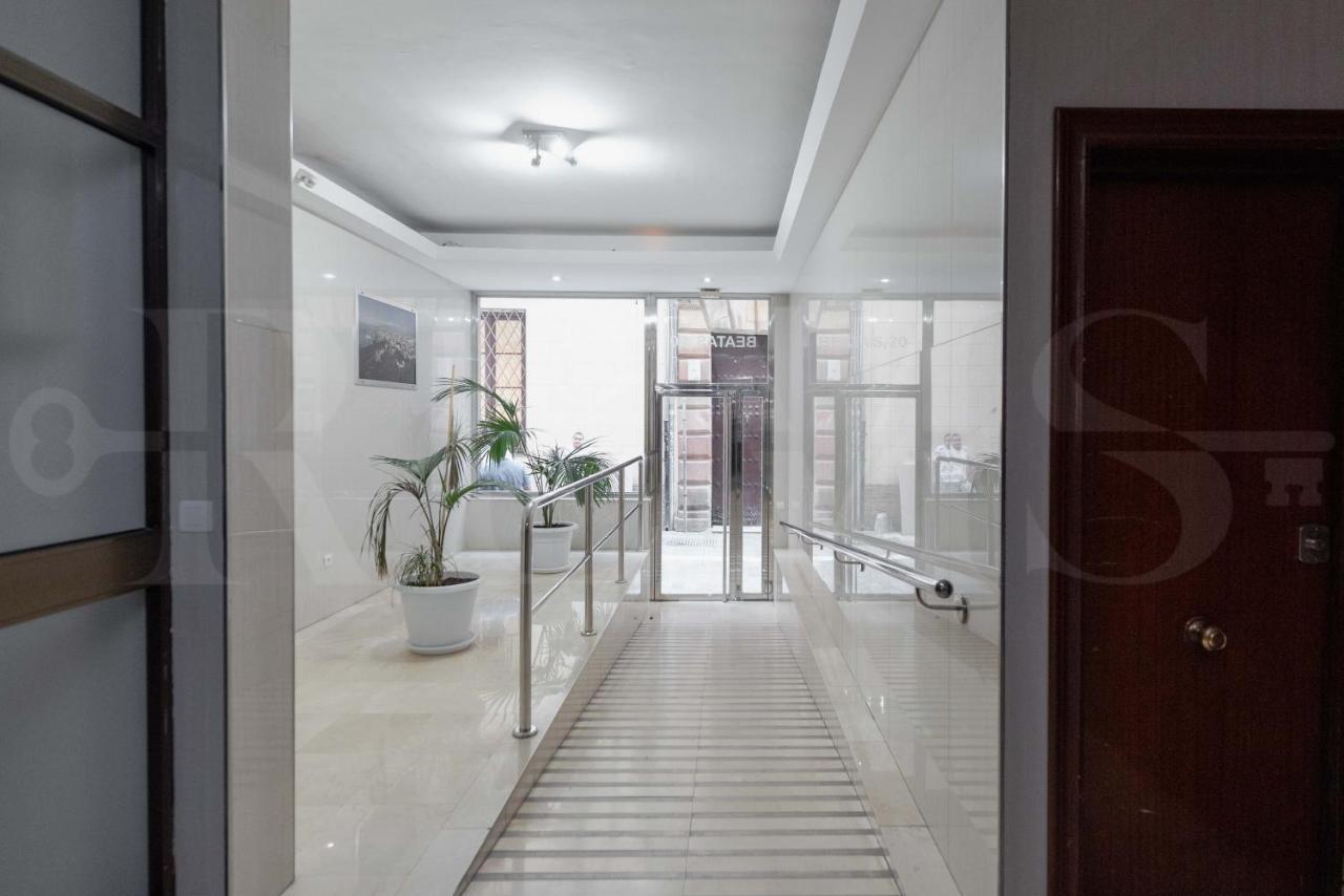 شقة Cosy Flat With Private Balcony - Historic Center By Rems مالقة المظهر الخارجي الصورة