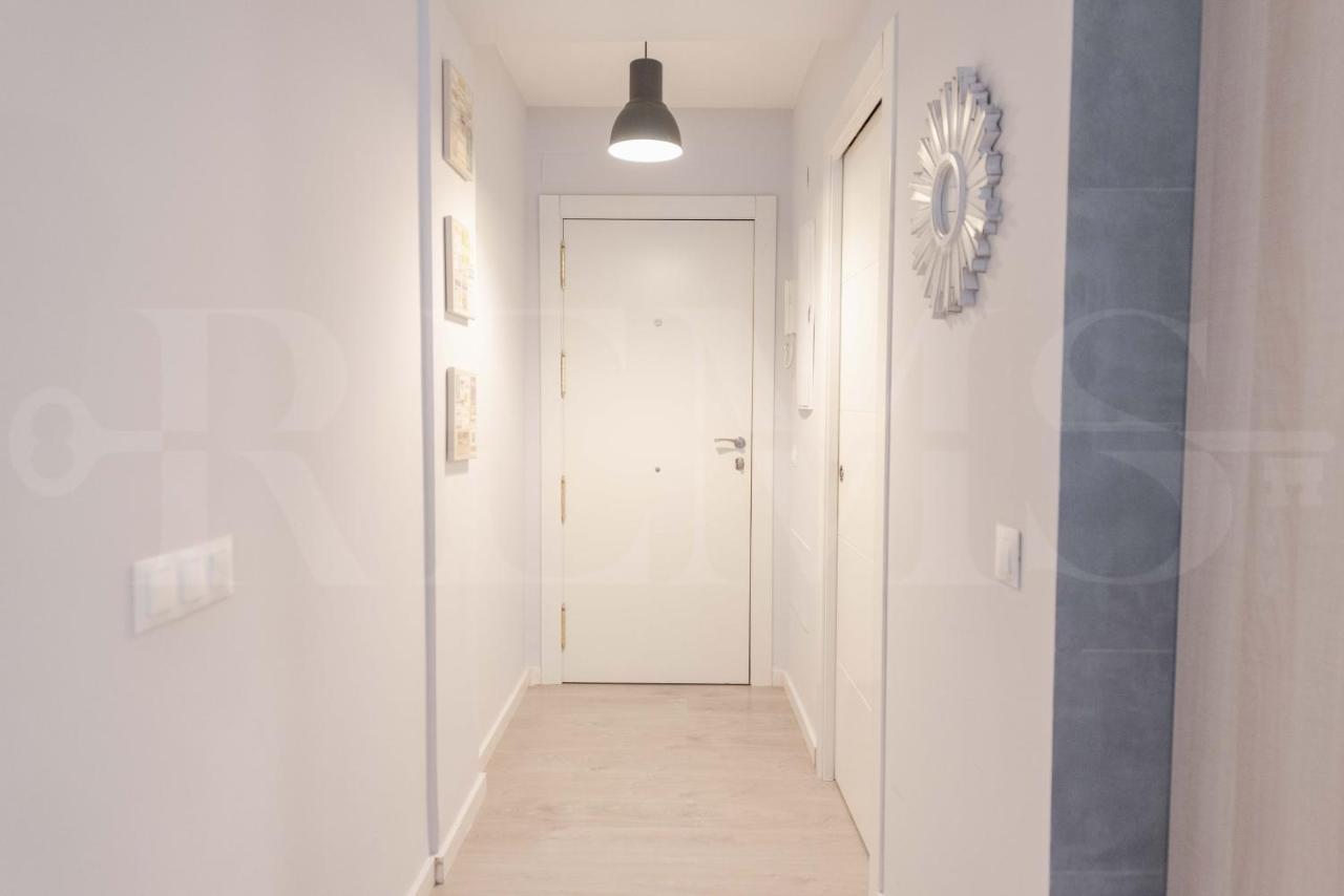 شقة Cosy Flat With Private Balcony - Historic Center By Rems مالقة المظهر الخارجي الصورة