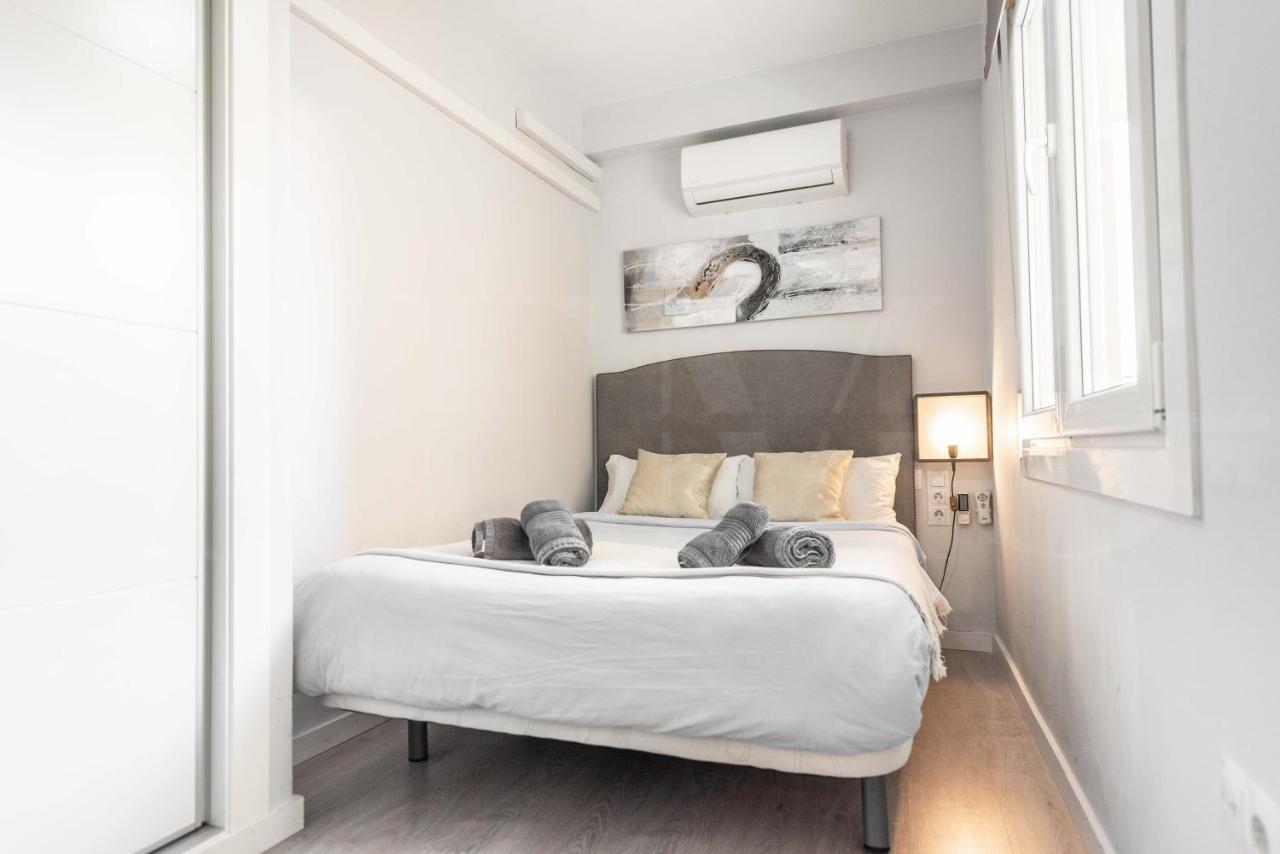 شقة Cosy Flat With Private Balcony - Historic Center By Rems مالقة المظهر الخارجي الصورة