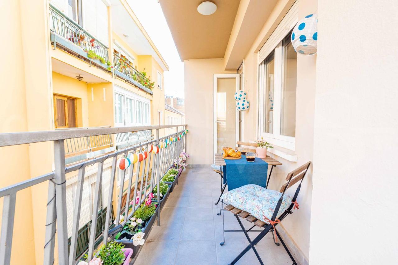 شقة Cosy Flat With Private Balcony - Historic Center By Rems مالقة المظهر الخارجي الصورة